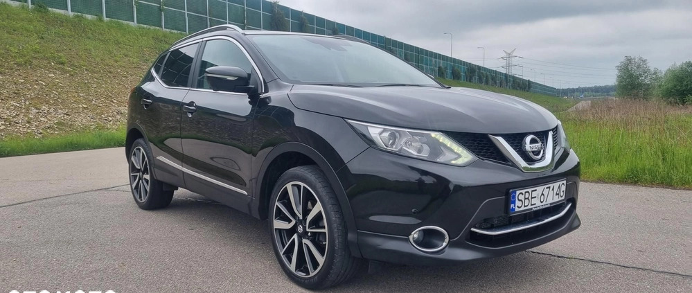 Nissan Qashqai cena 57800 przebieg: 76000, rok produkcji 2014 z Puszczykowo małe 742